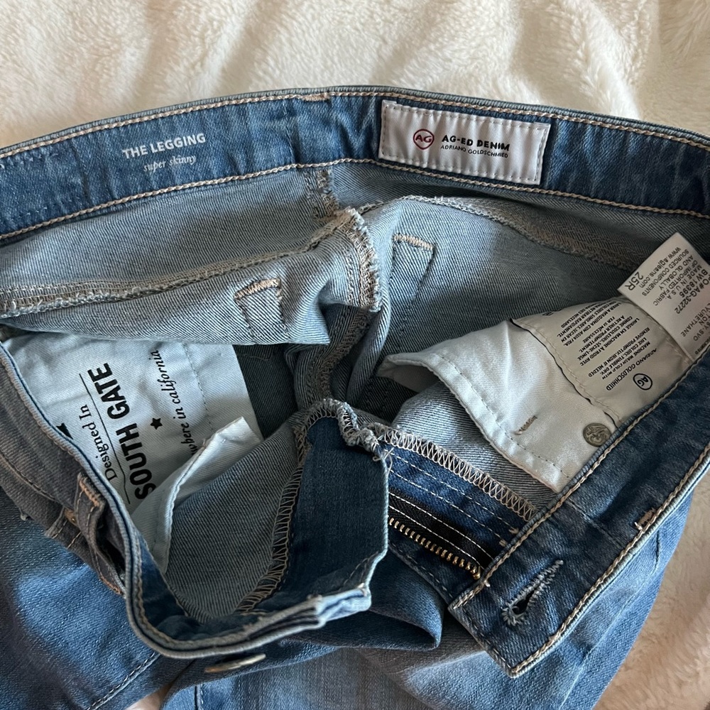 AG The Legging Super Skinny Jean 25R - Picture 5 of 16